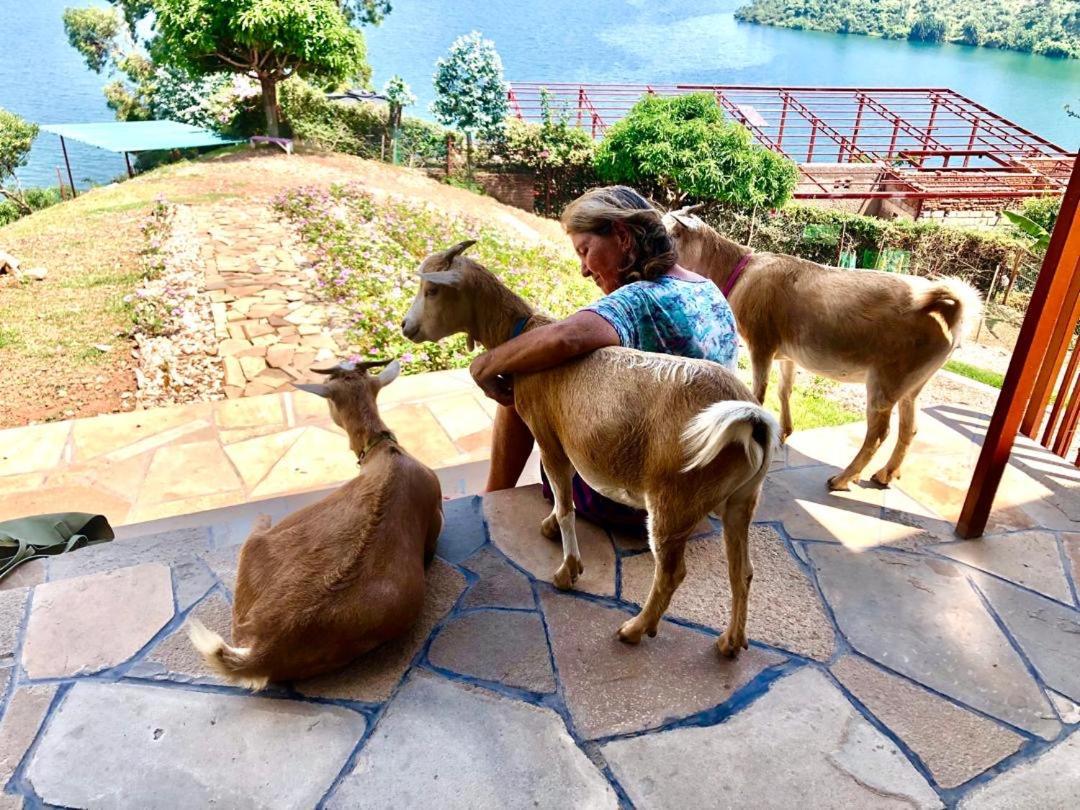 Amazi Land Home And Farm Stay Kibuye エクステリア 写真